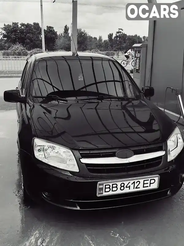 Седан ВАЗ / Lada 2190 Granta 2013 1.6 л. Ручна / Механіка обл. Закарпатська, Ужгород - Фото 1/9