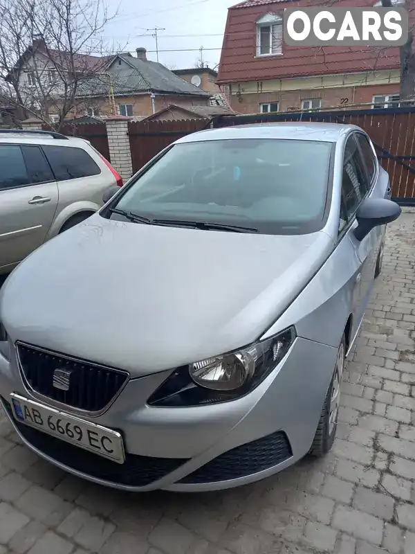 Хетчбек SEAT Ibiza 2010 1.2 л. Ручна / Механіка обл. Вінницька, Вінниця - Фото 1/4