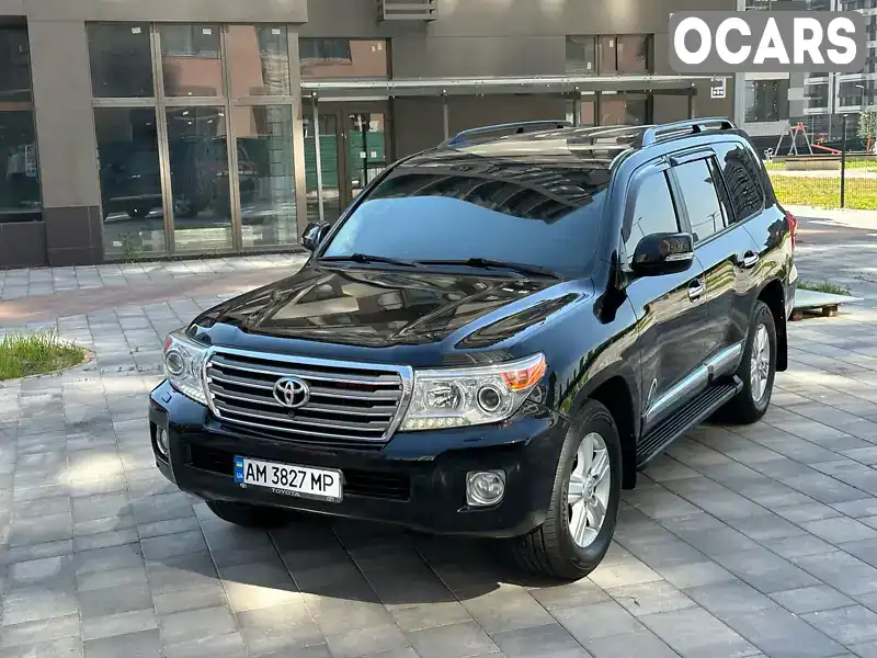 Позашляховик / Кросовер Toyota Land Cruiser 2012 4.6 л. Автомат обл. Київська, Київ - Фото 1/21