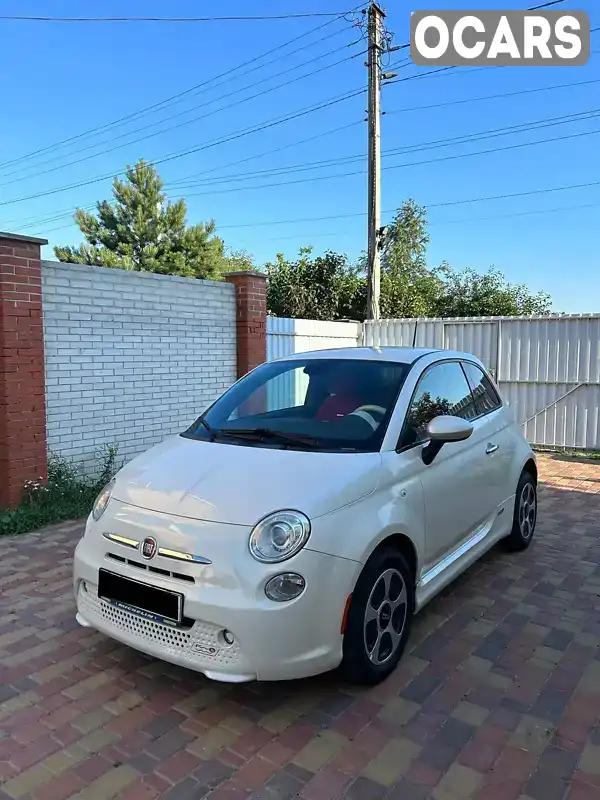 Хэтчбек Fiat 500e 2013 null_content л. Автомат обл. Киевская, Киев - Фото 1/16