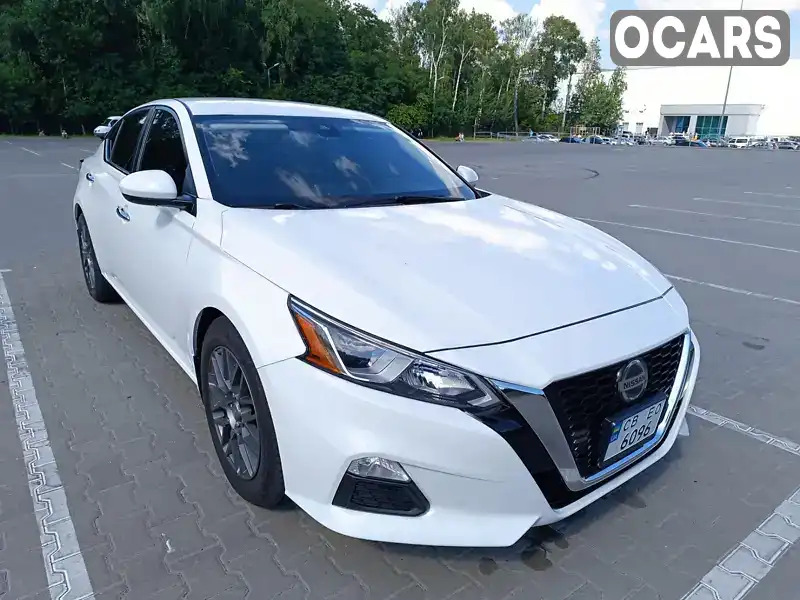 Седан Nissan Altima 2019 2.5 л. Автомат обл. Черниговская, Чернигов - Фото 1/21