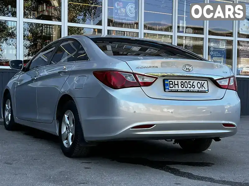 Седан Hyundai Sonata 2013 2 л. Автомат обл. Київська, Київ - Фото 1/21