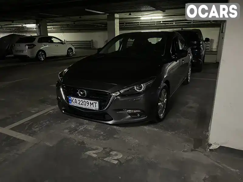 Хэтчбек Mazda 3 2018 1.5 л. Автомат обл. Закарпатская, Ужгород - Фото 1/18