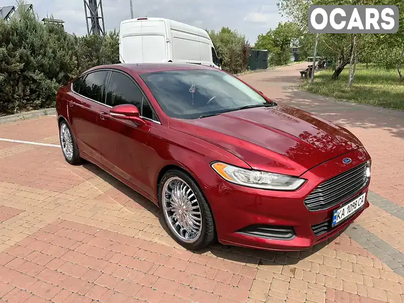 Седан Ford Fusion 2015 2.49 л. Автомат обл. Киевская, Киев - Фото 1/21