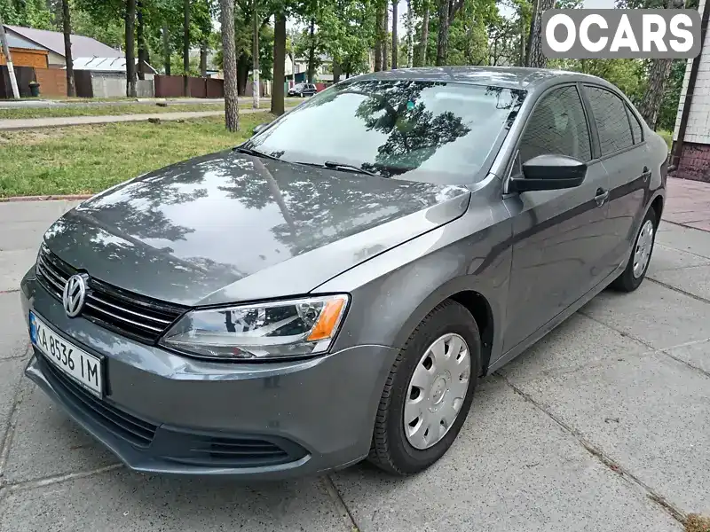 Седан Volkswagen Jetta 2014 2 л. Автомат обл. Киевская, Киев - Фото 1/16