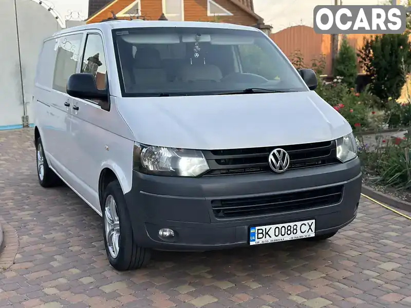 Фургон Volkswagen Transporter 2012 2 л. Ручная / Механика обл. Ровенская, Сарны - Фото 1/21