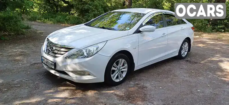 Седан Hyundai Sonata 2010 2 л. Автомат обл. Днепропетровская, Каменское (Днепродзержинск) - Фото 1/9