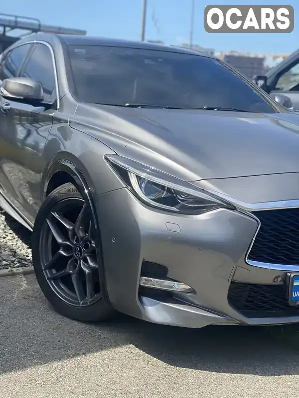 Хэтчбек Infiniti Q30 2016 2 л. Автомат обл. Киевская, Киев - Фото 1/10