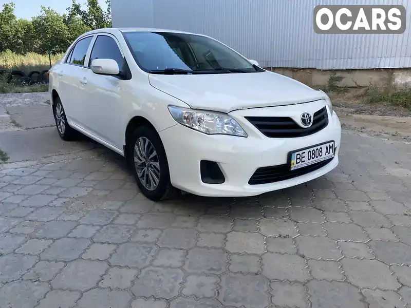 Седан Toyota Corolla 2011 1.6 л. Автомат обл. Миколаївська, Миколаїв - Фото 1/21