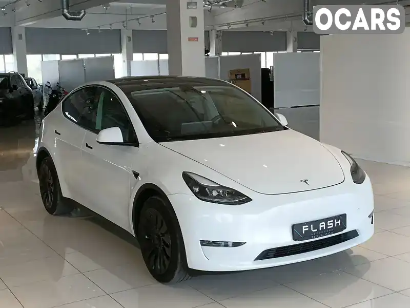 Внедорожник / Кроссовер Tesla Model Y 2023 null_content л. Автомат обл. Киевская, Киев - Фото 1/21