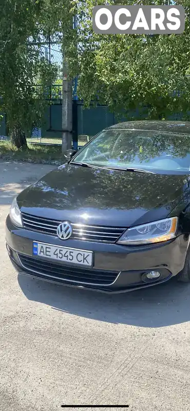 Седан Volkswagen Jetta 2013 2.48 л. Автомат обл. Дніпропетровська, Дніпро (Дніпропетровськ) - Фото 1/16