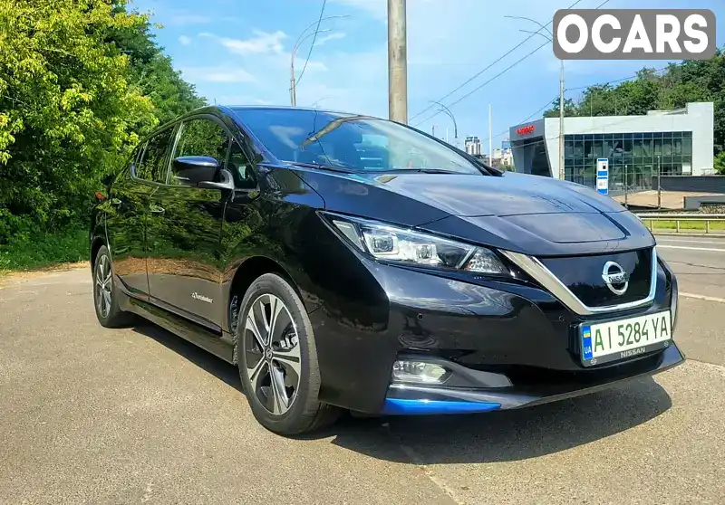 Хэтчбек Nissan Leaf 2018 null_content л. Автомат обл. Киевская, Киев - Фото 1/21