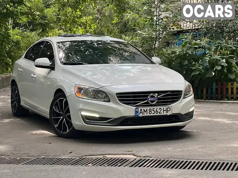 Седан Volvo S60 2015 1.97 л. Автомат обл. Житомирская, Звягель - Фото 1/21