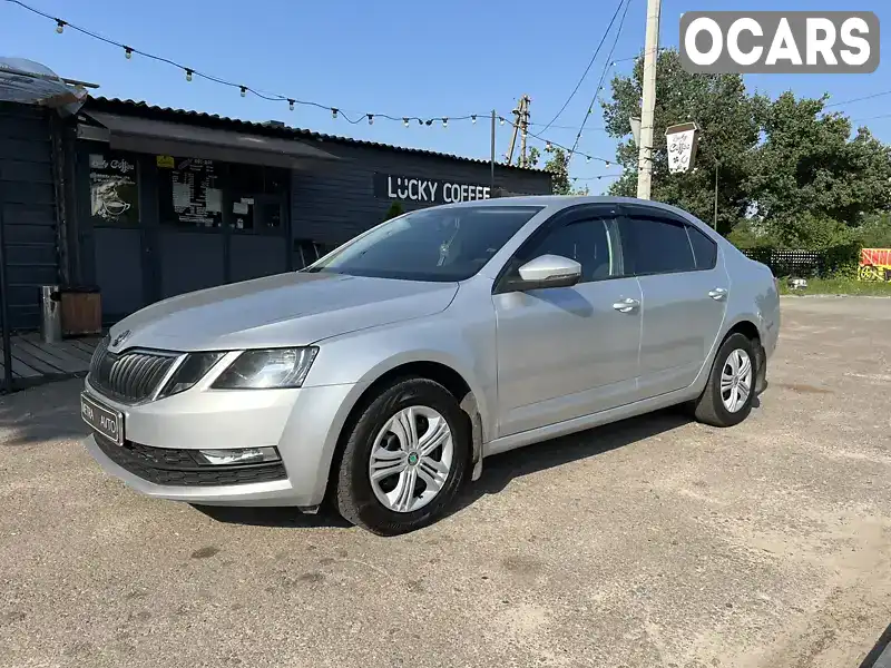 Ліфтбек Skoda Octavia 2018 1.6 л. Ручна / Механіка обл. Чернігівська, Чернігів - Фото 1/11