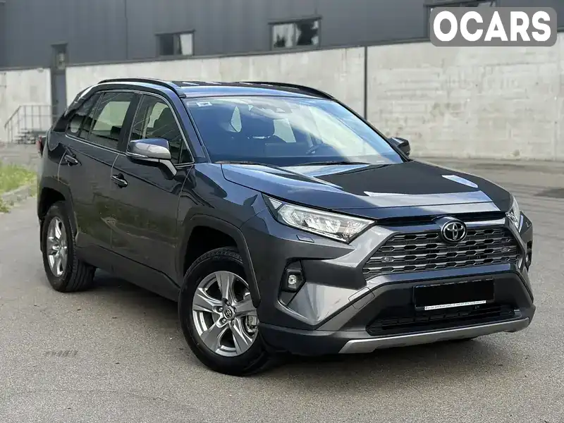 Внедорожник / Кроссовер Toyota RAV4 2023 1.99 л. Вариатор обл. Киевская, Киев - Фото 1/21