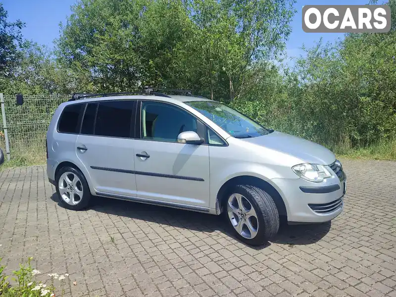 Минивэн Volkswagen Touran 2008 1.4 л. Ручная / Механика обл. Львовская, Львов - Фото 1/21