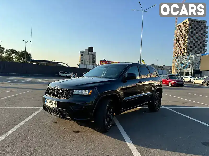 Внедорожник / Кроссовер Jeep Grand Cherokee 2018 3.6 л. Автомат обл. Киевская, Киев - Фото 1/13