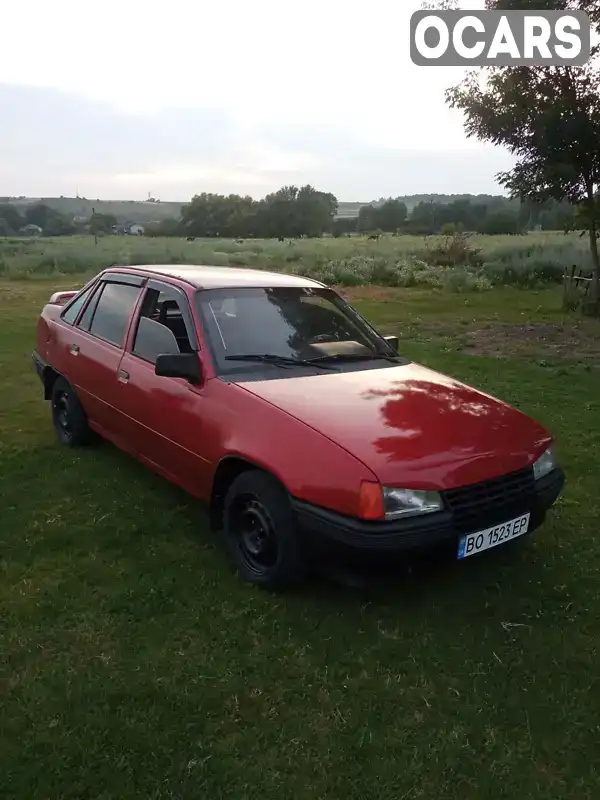 Седан Opel Kadett 1987 1.3 л. Ручная / Механика обл. Тернопольская, Тернополь - Фото 1/13