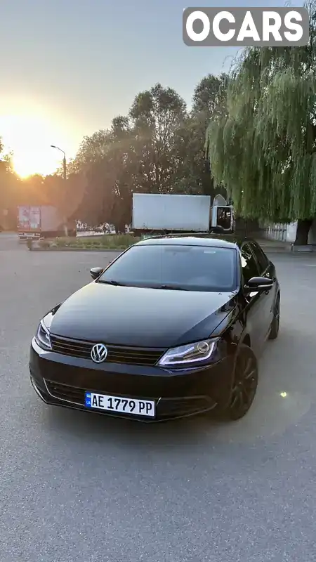 Седан Volkswagen Jetta 2014 1.8 л. Автомат обл. Днепропетровская, Днепр (Днепропетровск) - Фото 1/21