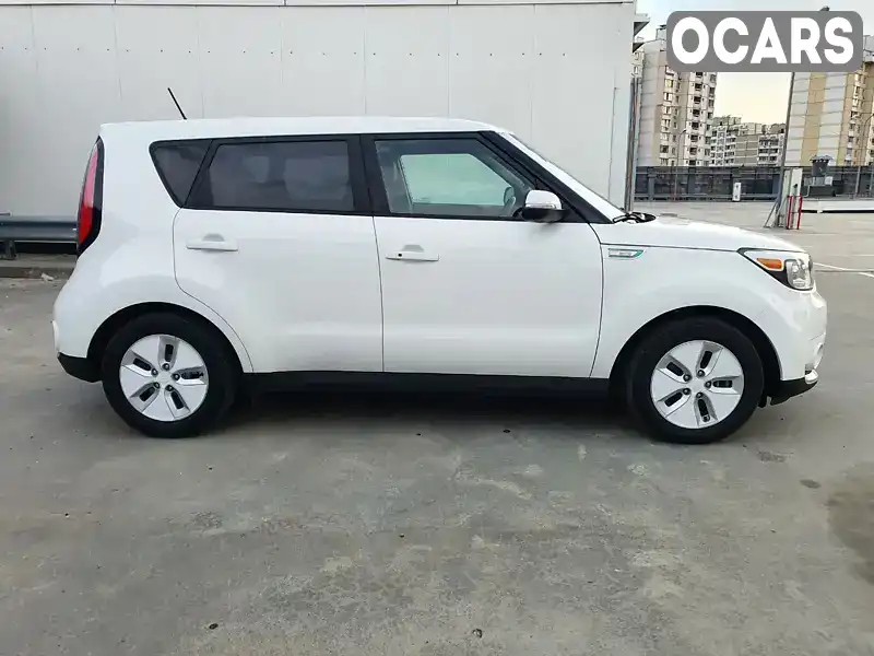 Позашляховик / Кросовер Kia Soul 2016 null_content л. Автомат обл. Київська, Київ - Фото 1/21