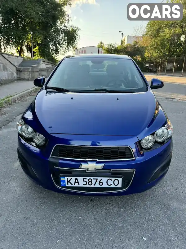 Седан Chevrolet Sonic 2013 1.8 л. Автомат обл. Киевская, Киев - Фото 1/13