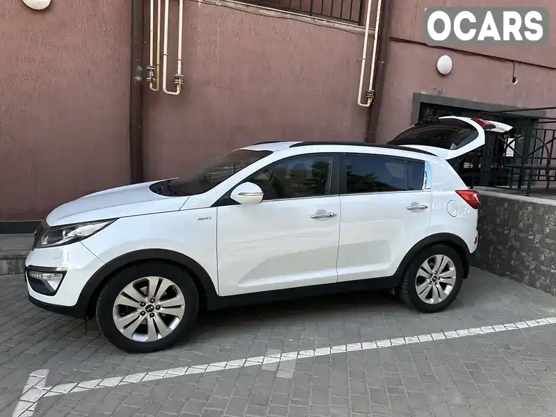 Позашляховик / Кросовер Kia Sportage 2012 2 л. Автомат обл. Чернівецька, Чернівці - Фото 1/6