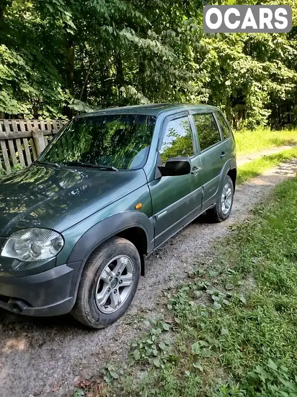 Позашляховик / Кросовер Chevrolet Niva 2010 1.7 л. Ручна / Механіка обл. Київська, Київ - Фото 1/8