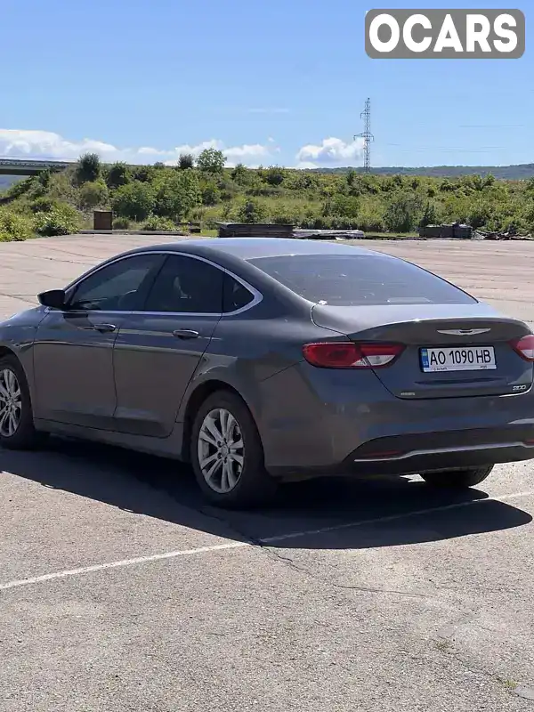 Седан Chrysler 200 2014 2.36 л. Автомат обл. Закарпатская, Ужгород - Фото 1/4