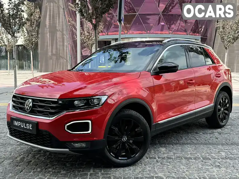 Внедорожник / Кроссовер Volkswagen T-Roc 2021 1.5 л. Автомат обл. Киевская, Киев - Фото 1/21