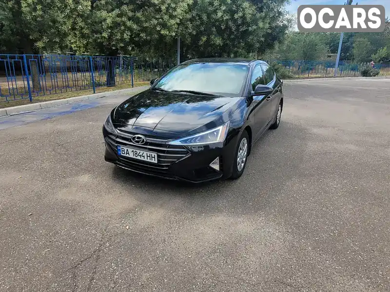 Седан Hyundai Elantra 2019 2 л. Автомат обл. Николаевская, Николаев - Фото 1/10