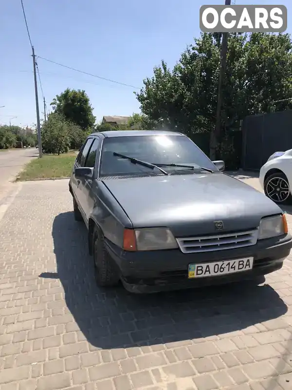 Седан Opel Kadett 1988 1.6 л. Ручная / Механика обл. Кировоградская, Кропивницкий (Кировоград) - Фото 1/5