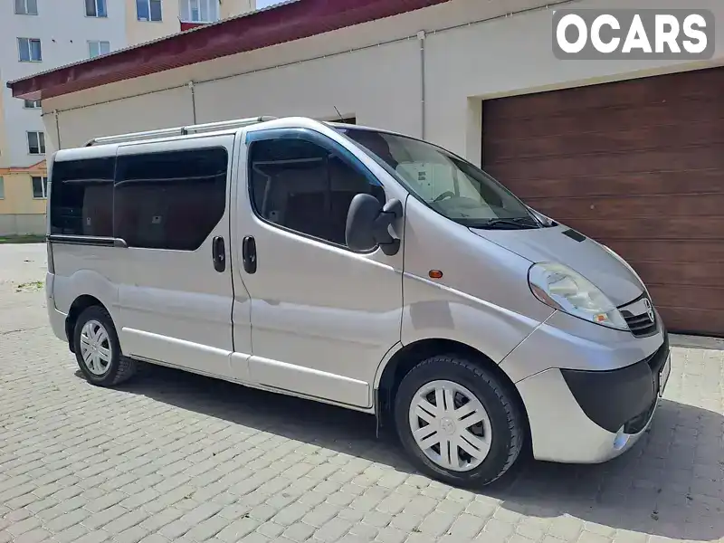 Мінівен Opel Vivaro 2007 2 л. Ручна / Механіка обл. Хмельницька, Кам'янець-Подільський - Фото 1/21