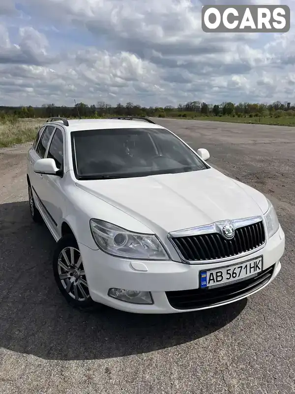 Универсал Skoda Octavia 2011 1.6 л. Ручная / Механика обл. Винницкая, Бар - Фото 1/10