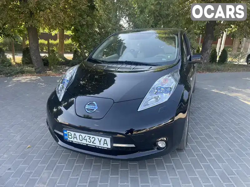 Хэтчбек Nissan Leaf 2011 null_content л. обл. Кировоградская, Кропивницкий (Кировоград) - Фото 1/16