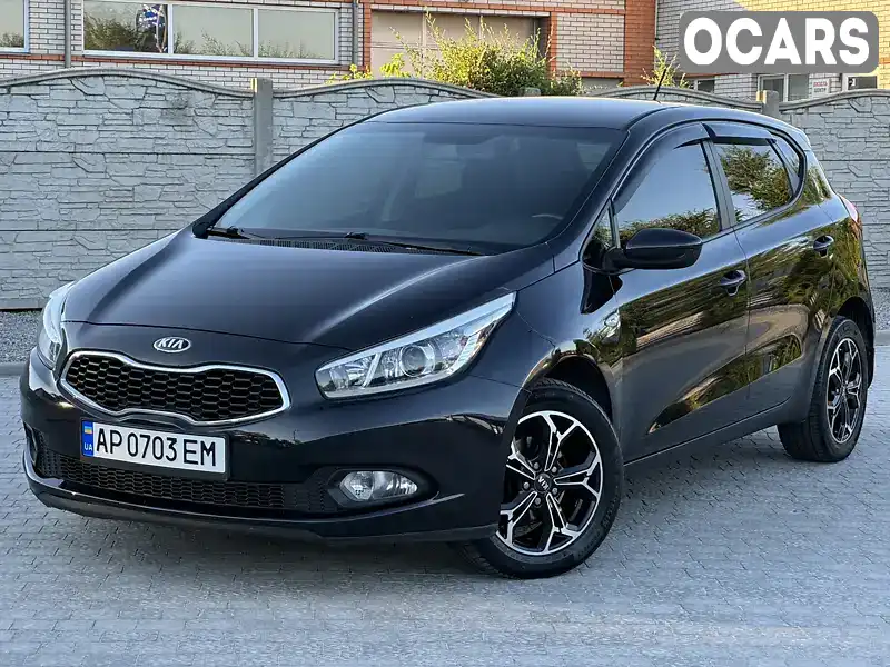 Хэтчбек Kia Ceed 2013 1.58 л. Ручная / Механика обл. Запорожская, Запорожье - Фото 1/21