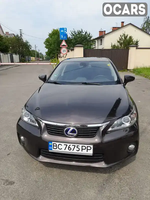 Хэтчбек Lexus CT 2013 1.8 л. Вариатор обл. Львовская, Львов - Фото 1/21