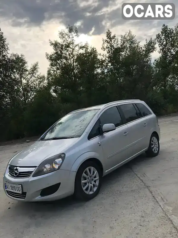 Минивэн Opel Zafira 2010 null_content л. Ручная / Механика обл. Черкасская, Канев - Фото 1/21