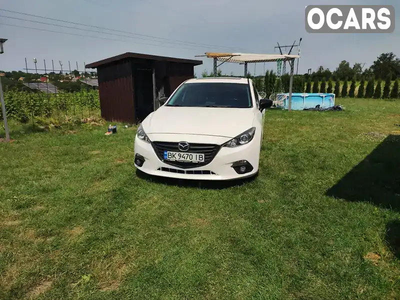 Седан Mazda 3 2015 2 л. Автомат обл. Ровенская, Ровно - Фото 1/16