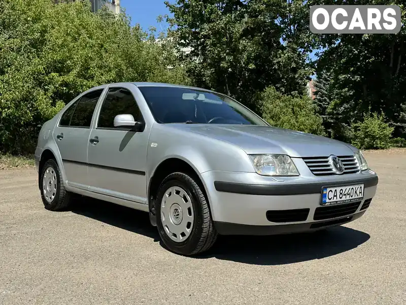 Седан Volkswagen Bora 2003 1.6 л. Ручна / Механіка обл. Черкаська, Черкаси - Фото 1/21