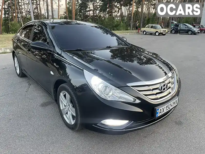 Седан Hyundai Sonata 2010 2 л. Автомат обл. Харьковская, Харьков - Фото 1/21