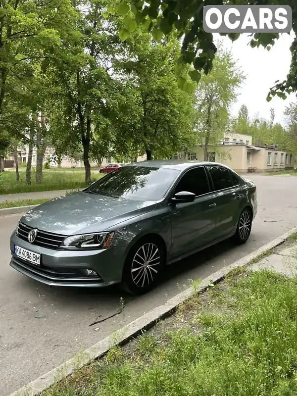 Седан Volkswagen Jetta 2015 1.8 л. Автомат обл. Київська, Київ - Фото 1/15