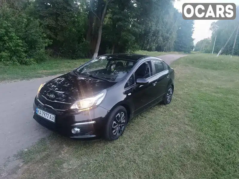 Седан Kia Rio 2015 1.4 л. Ручная / Механика обл. Киевская, Яготин - Фото 1/17