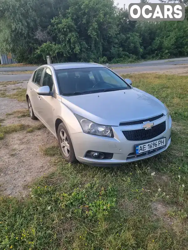 Хетчбек Chevrolet Cruze 2011 1.6 л. Ручна / Механіка обл. Дніпропетровська, Дніпро (Дніпропетровськ) - Фото 1/12