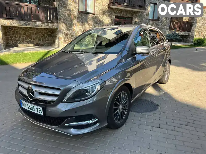 Хэтчбек Mercedes-Benz B-Class 2017 null_content л. Автомат обл. Киевская, Киев - Фото 1/10