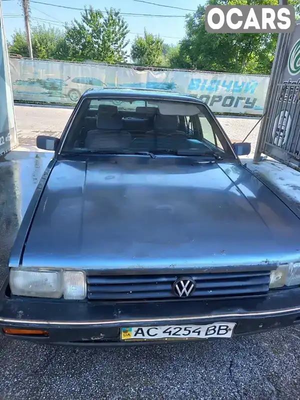 Седан Volkswagen Passat 1986 null_content л. Ручна / Механіка обл. Чернівецька, Чернівці - Фото 1/15