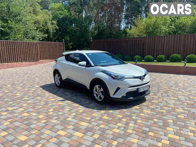 Внедорожник / Кроссовер Toyota C-HR 2017 1.2 л. Автомат обл. Киевская, Барышевка - Фото 1/21