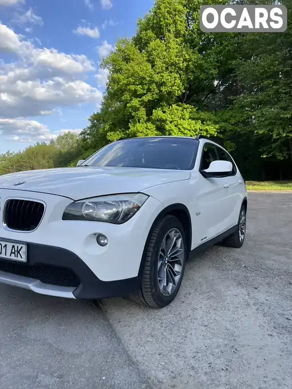 Позашляховик / Кросовер BMW X1 2011 2 л. Ручна / Механіка обл. Львівська, Самбір - Фото 1/13