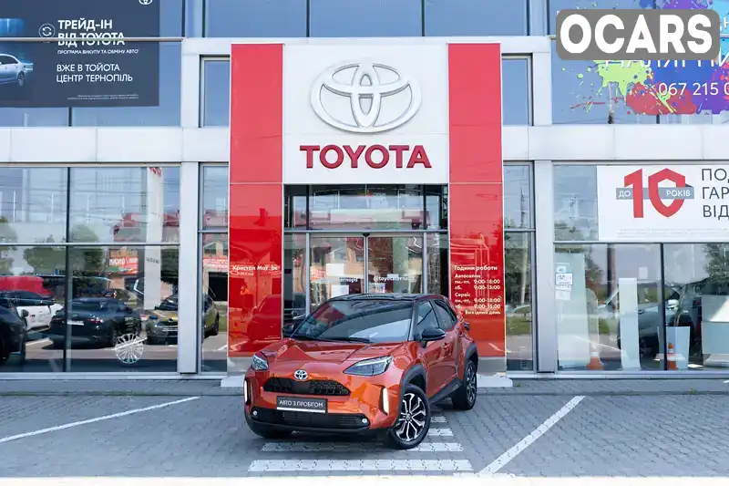 Позашляховик / Кросовер Toyota Yaris Cross 2023 1.49 л. Варіатор обл. Тернопільська, Тернопіль - Фото 1/20