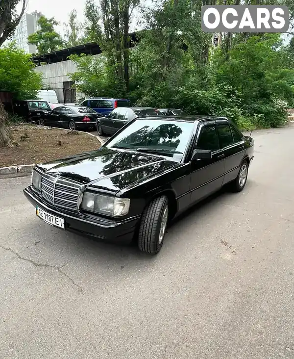 Седан Mercedes-Benz 190 1986 2.3 л. Ручна / Механіка обл. Одеська, Одеса - Фото 1/7