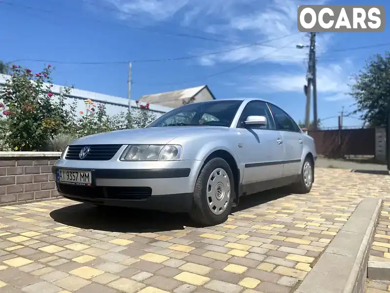Седан Volkswagen Passat 1998 1.6 л. Ручная / Механика обл. Киевская, Богуслав - Фото 1/17